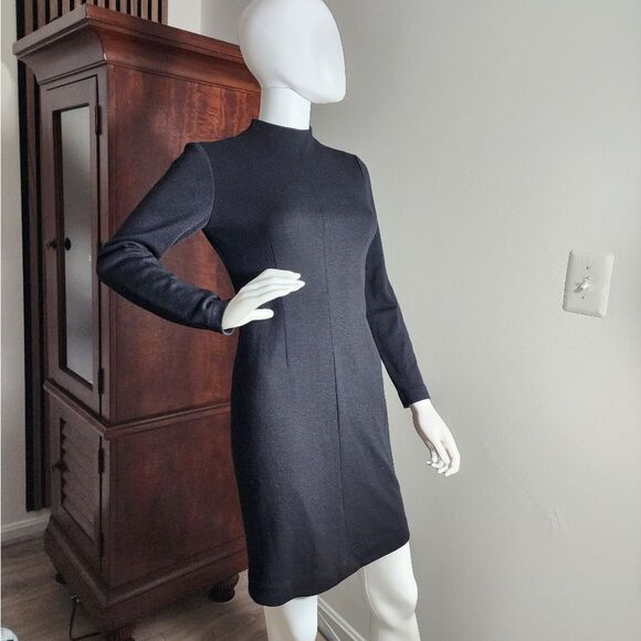 Anne Klein - Picture 10 of 11